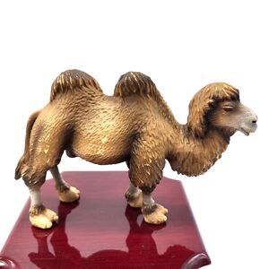Schleich Two Humped Bactrian Camel 2004 Retired Figurine D-73527 3.25" H
